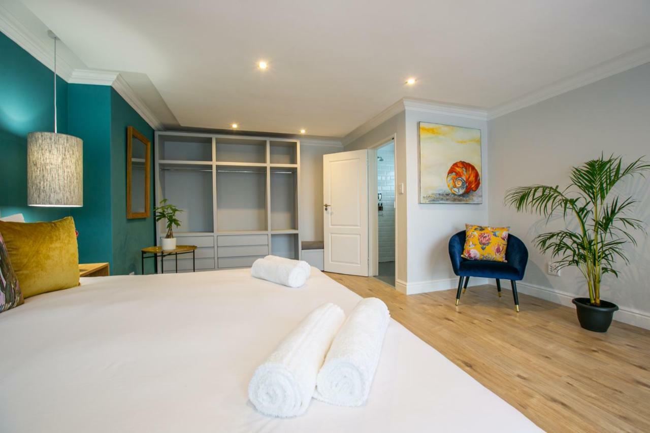 Hout & About Guest House Hout Bay Εξωτερικό φωτογραφία